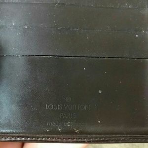 Lots Vuitton brown epi leather wallet vintage